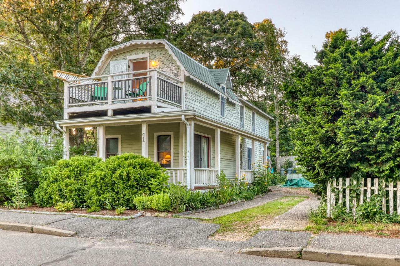 Oak Bluffs Cottage Экстерьер фото
